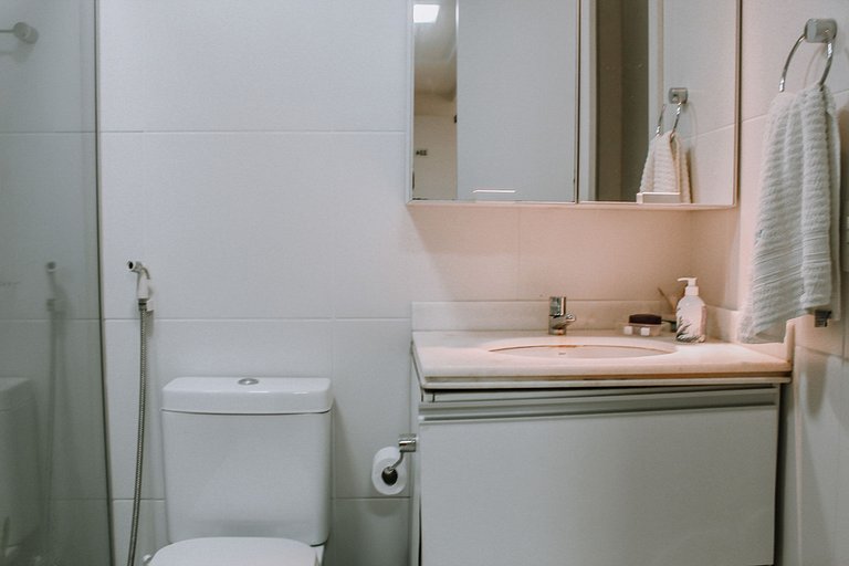 In Mare Bali Flat Zanzibar by Qavi