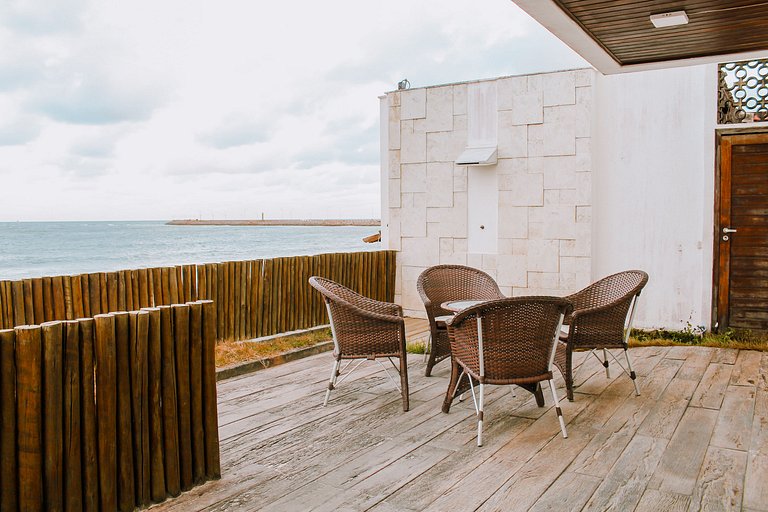 Casa beira mar na Praia da Redinha by Qavi