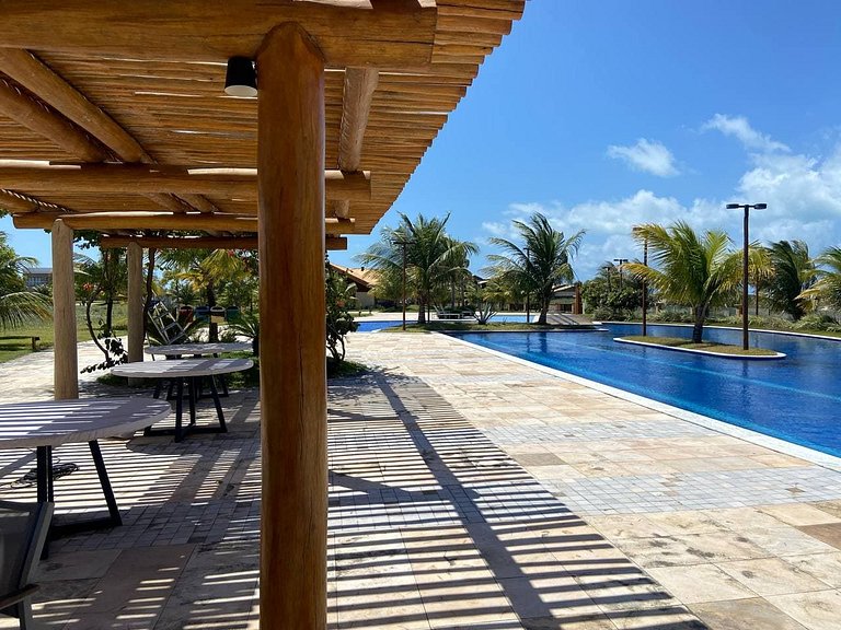 Qavi - Casa em condomínio beira-mar - #PraiaDeJacumã