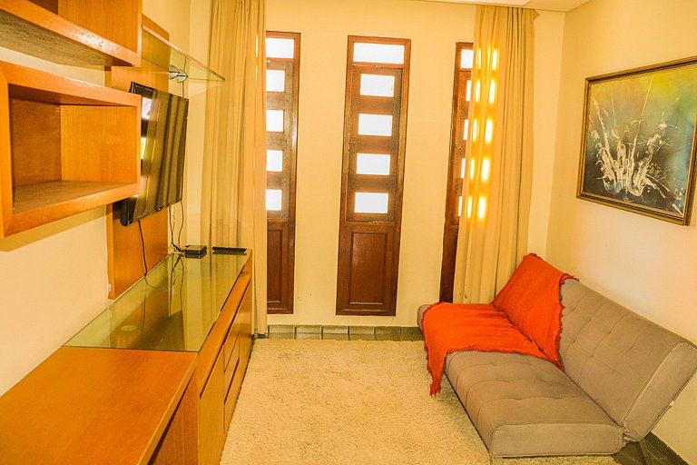 Casa com Excelente Área de Lazer em Ponta Negra