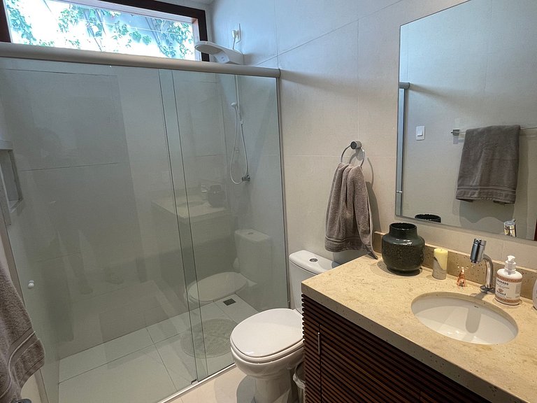 Qavi - Casa luxuosa com piscina no #Bouganville