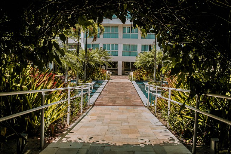 In Mare Bali Flat Premium Maui by Qavi