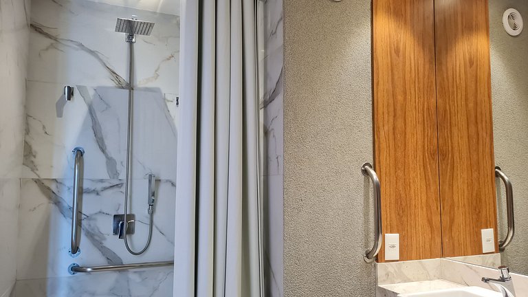 Quarto Superior Standard Adaptado