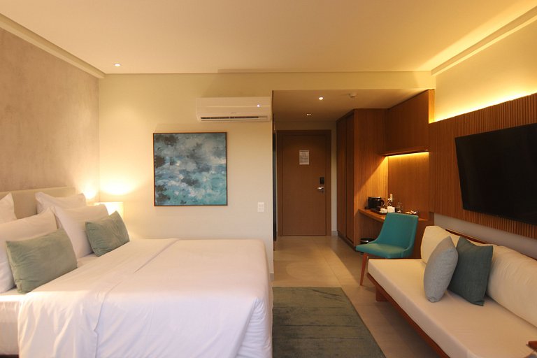 Quarto Superior Frente Piscina