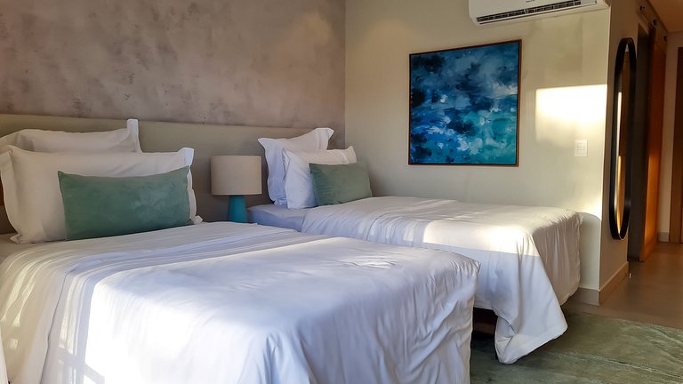 Quarto Superior Standard