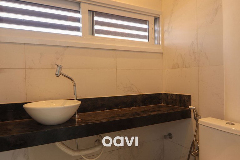 Casa com piscina privativa by Qavi #Flamingos09