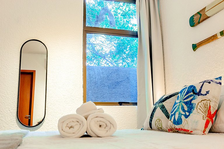 Essence B 003 na Rota dos Milagres by Qavi