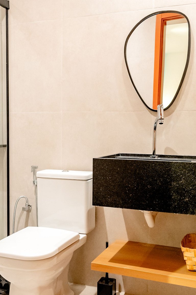 Apartamento com Piscina no Essence by Qavi