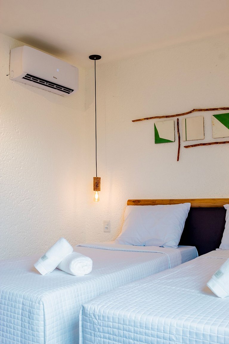 Gamboa Milagres C 102 na Praia do Patacho by Qavi