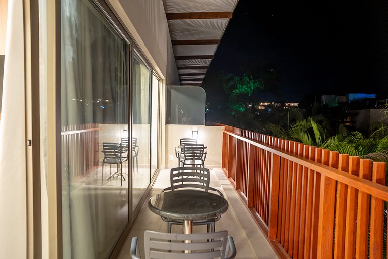 Qavi - Fully equipped flat with two suites and a private bal