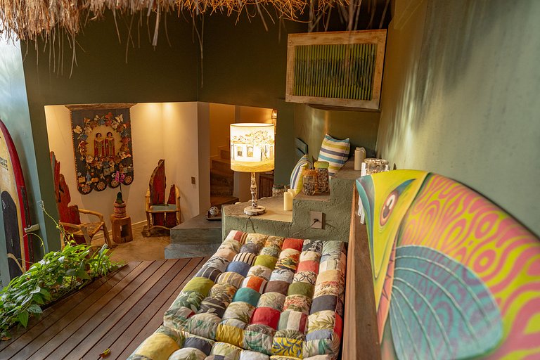 Vila Uxua Pipa by Qavi Collection