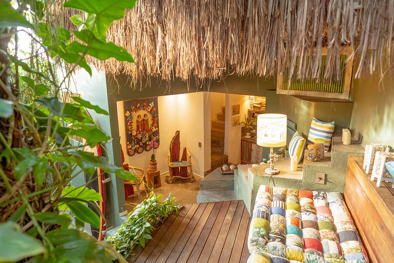 Vila Uxua Pipa by Qavi Collection