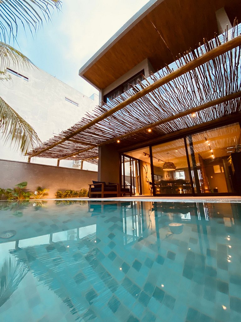 Casa Sofisticada com Piscina em Milagres by Qavi