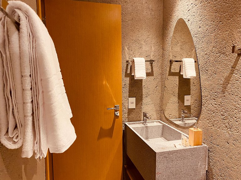 Casa Sofisticada com Piscina em Milagres by Qavi