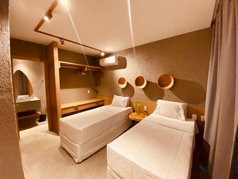 Casa Sofisticada com Piscina em Milagres by Qavi