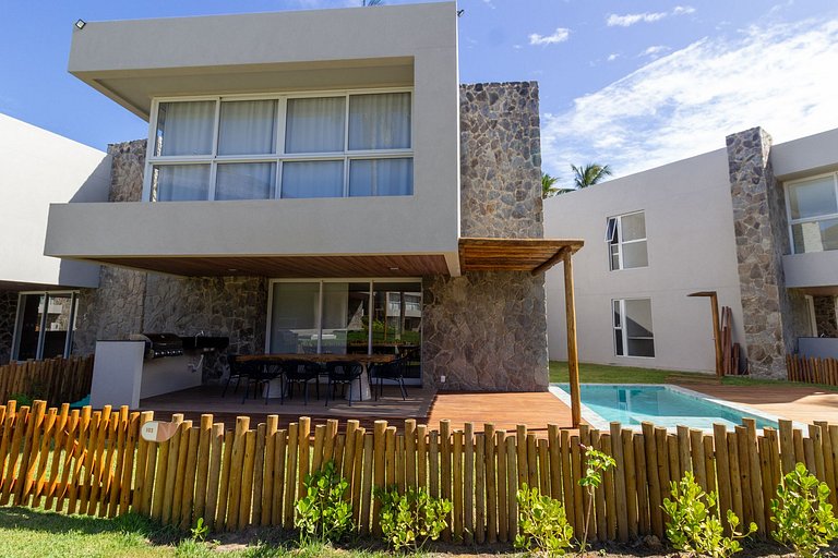 Naluum Casa Com Área de Lazer Completa By Qavi