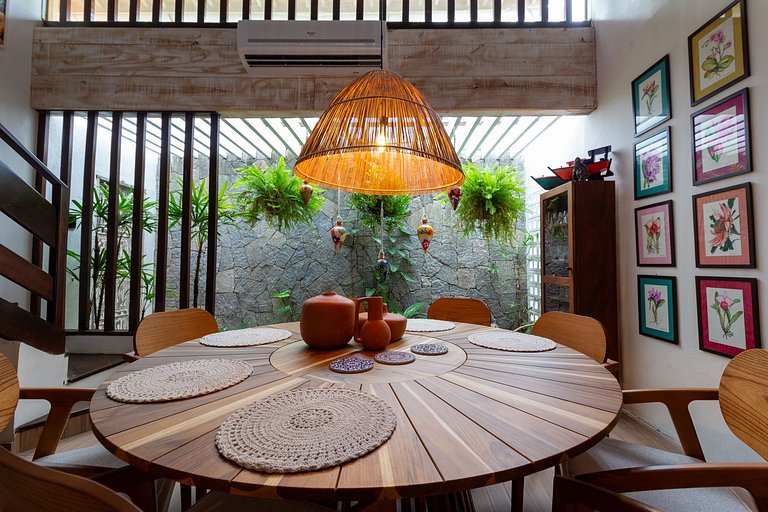 Qavi - Casa Santorini com acesso à praia.