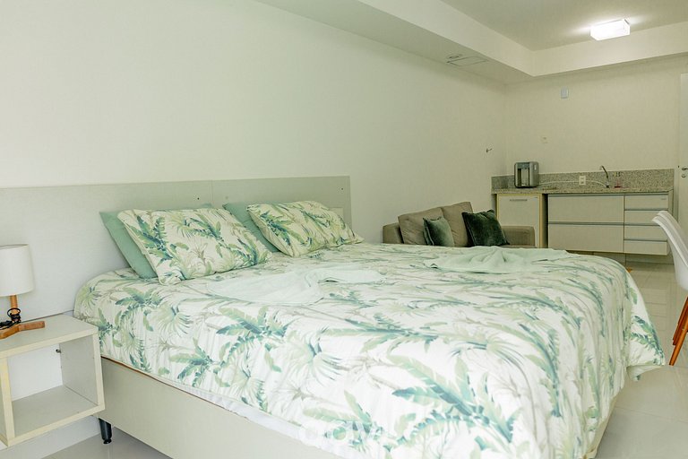 In Mare Bali Flat Fiji by Qavi