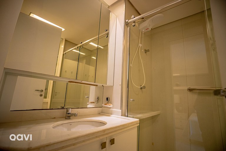 In Mare Bali Flat Cobertura Nusa by Qavi