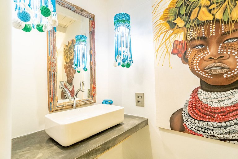 Vila Uxua Pipa by Qavi Collection