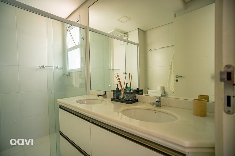 In Mare Bali Flat Cobertura Visby by Qavi