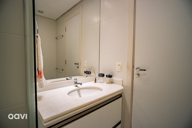 In Mare Bali Flat Cobertura Visby by Qavi