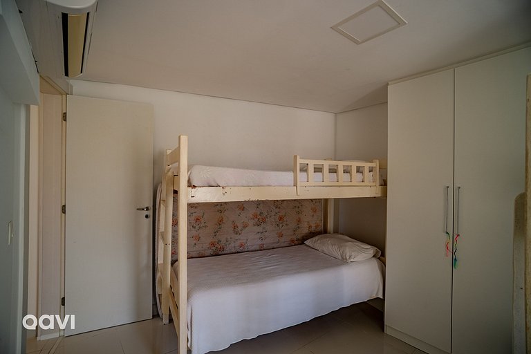 In Mare Bali Flat Cobertura Visby by Qavi