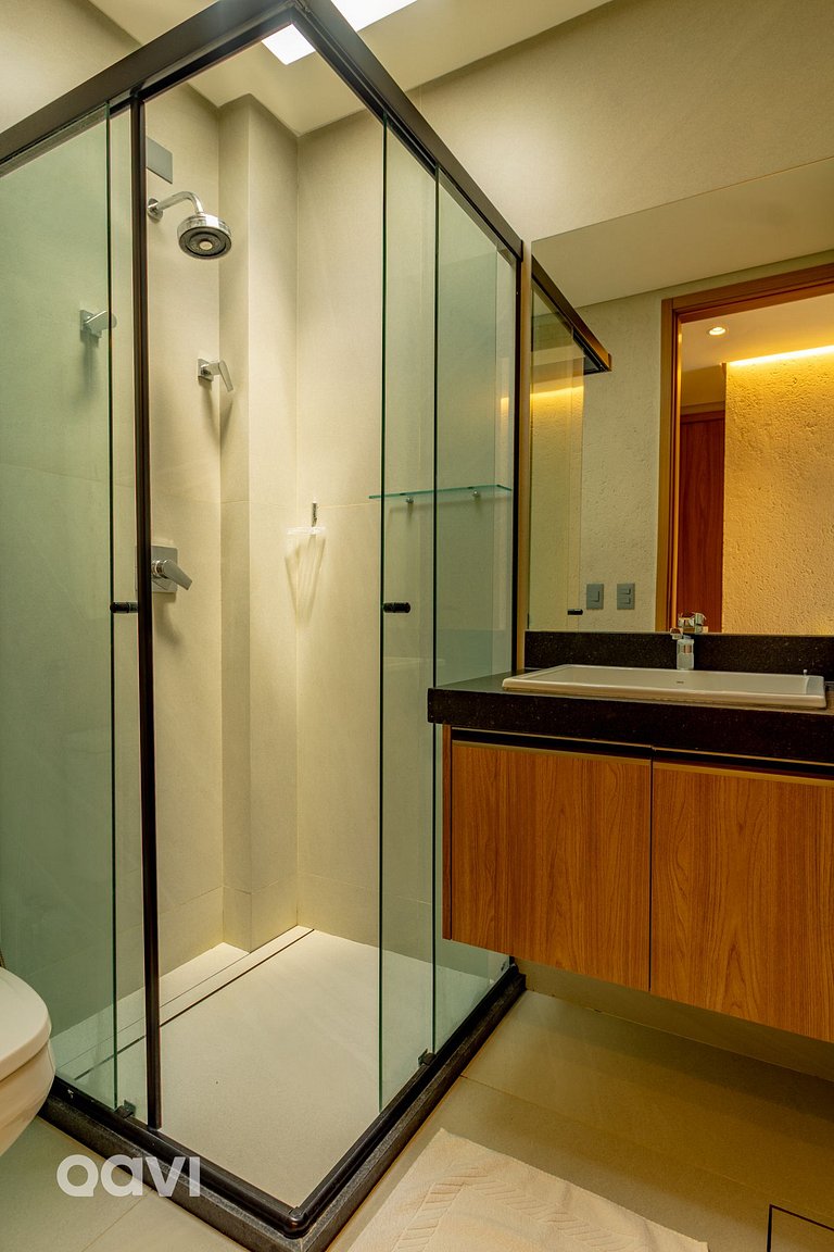 Casa com Piscina em Condomínio Beira Mar by Qavi