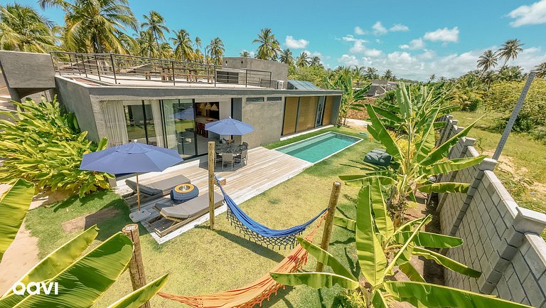 Casa com Piscina na Praia de Tatuamunha by Qavi