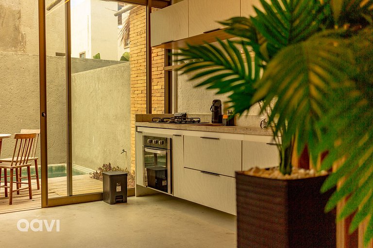 Casa com Piscina Privativa na Praia do Marceneiro - Vila Caj