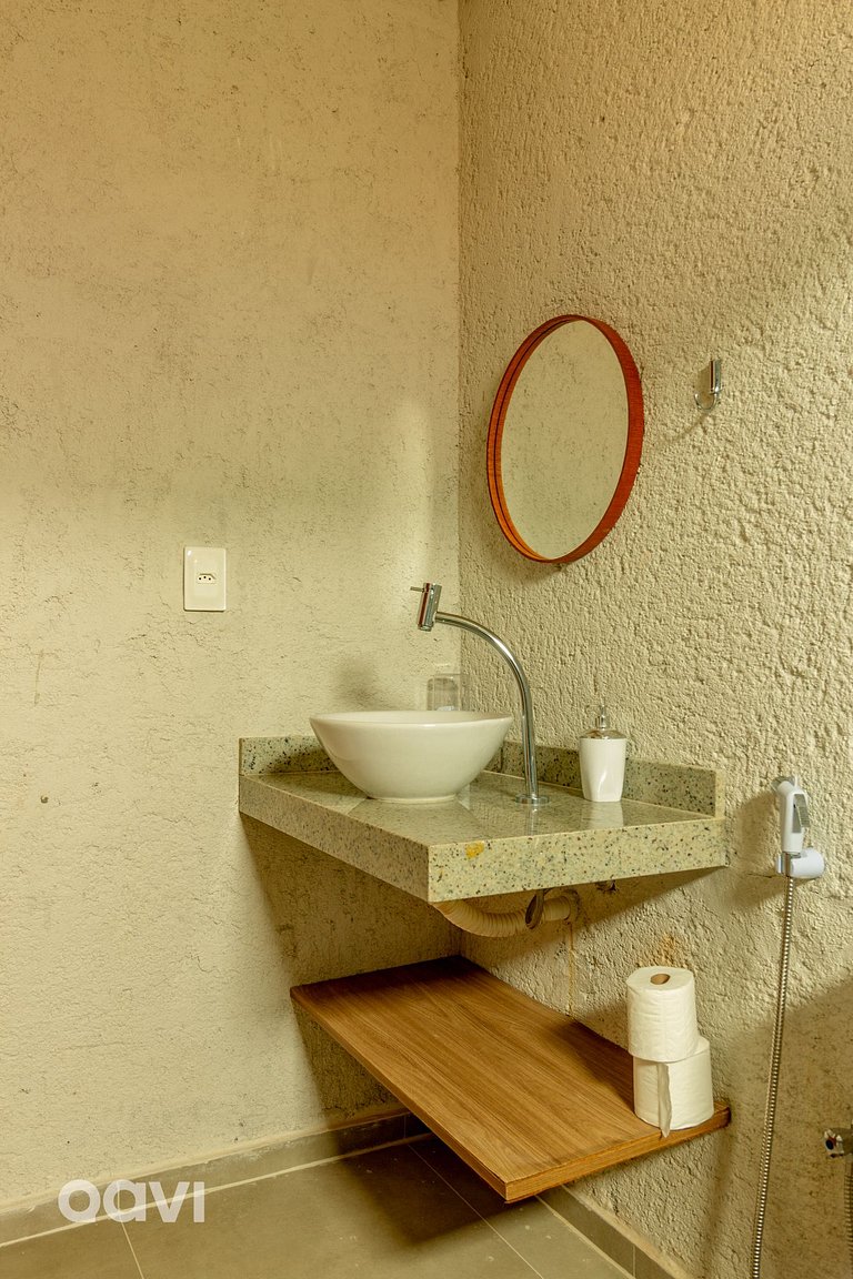 Casa com Piscina Privativa Lambari 101 by Qavi
