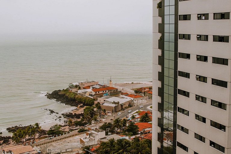 Flat Vista Parcial Mar em Petrópolis by Qavi