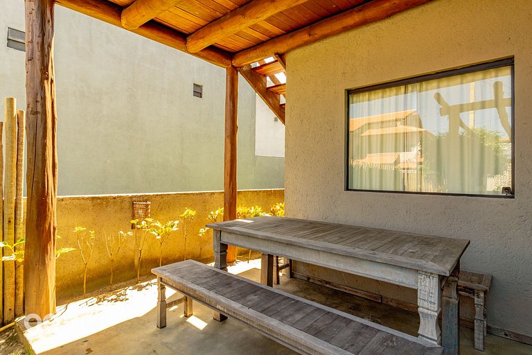 Casa com Piscina Privativa Lambari 06 by Qavi
