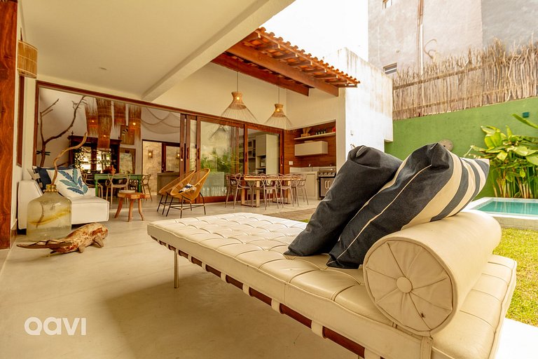 Casa Dahí na Praia do Marceneiro by Qavi