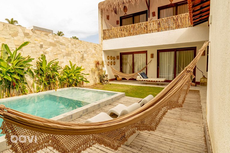 Casa Dahí na Praia do Marceneiro by Qavi
