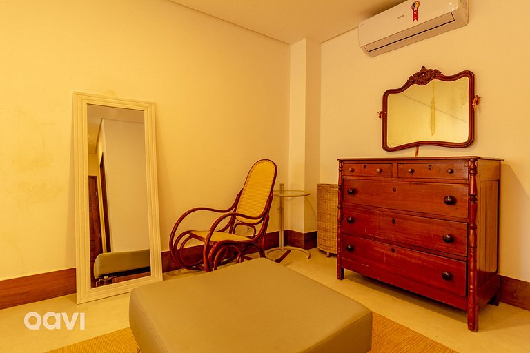 Casa Dhaí na Praia do Marceneiro by Qavi