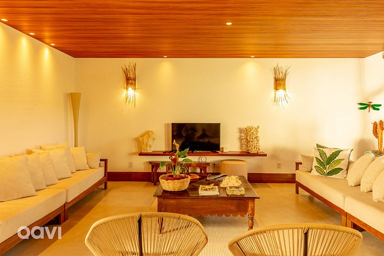 Casa Dahí na Praia do Marceneiro by Qavi