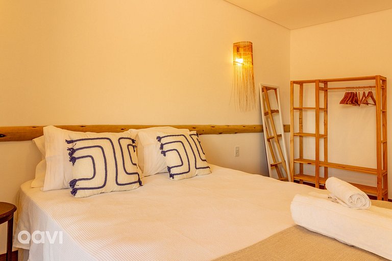 Casa Dhaí na Praia do Marceneiro by Qavi