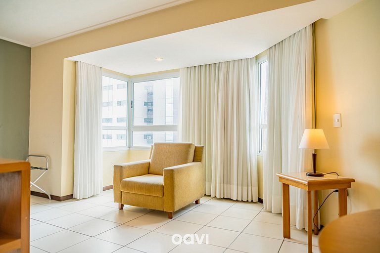 Flat Vista Parcial Mar em Petrópolis by Qavi