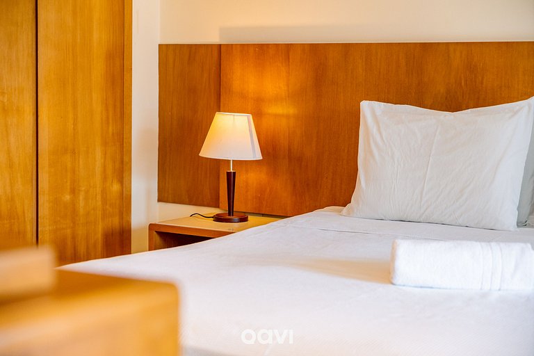 Flat Vista Parcial Mar em Petrópolis by Qavi