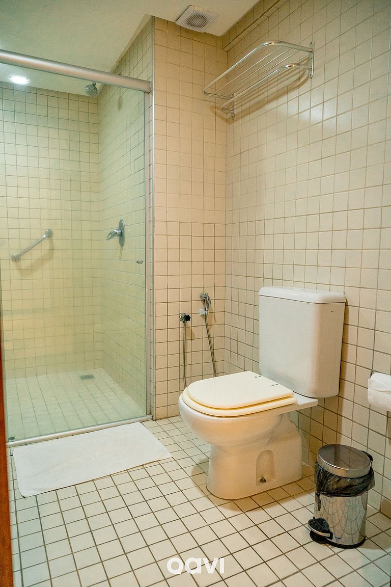 Flat Vista Parcial Mar em Petrópolis by Qavi