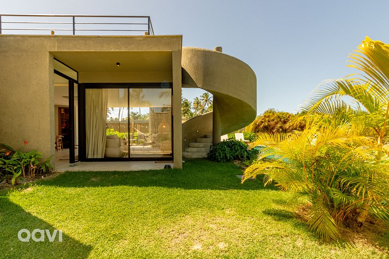 Casa com Piscina na Praia de Tatuamunha by QAVI