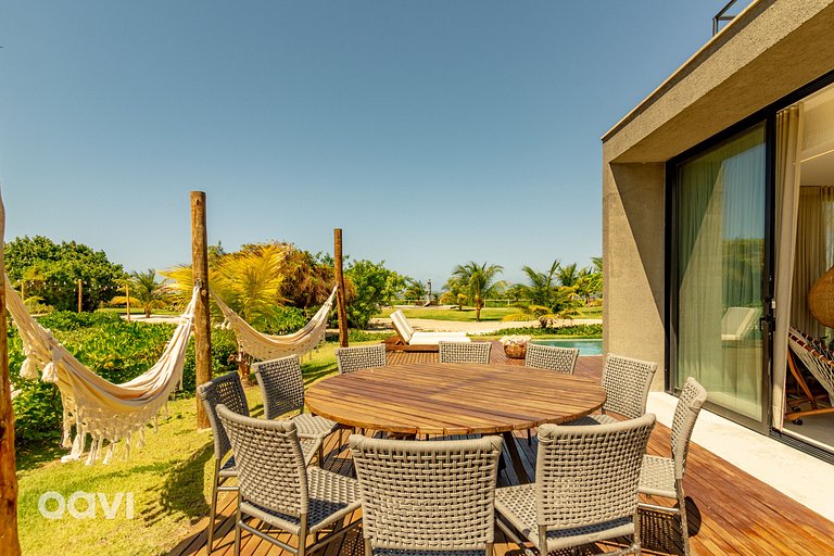 Casa com Piscina na Praia de Tatuamunha by QAVI