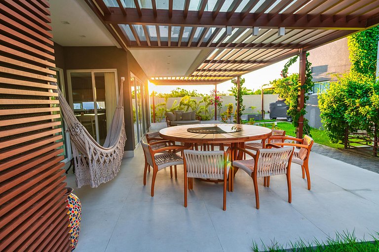 Casa de alto padrão no Condomínio Mantra by Qavi