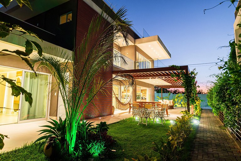 Casa de alto padrão no Condomínio Mantra by Qavi