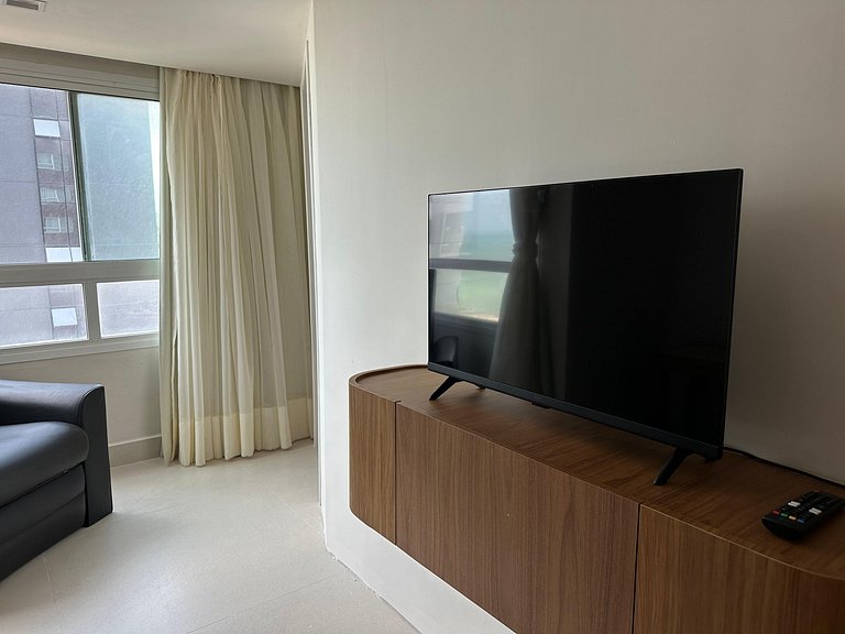 Flat Vista Parcial Mar em Petrópolis by Qavi