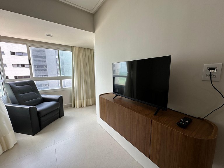 Flat Vista Parcial Mar em Petrópolis by Qavi