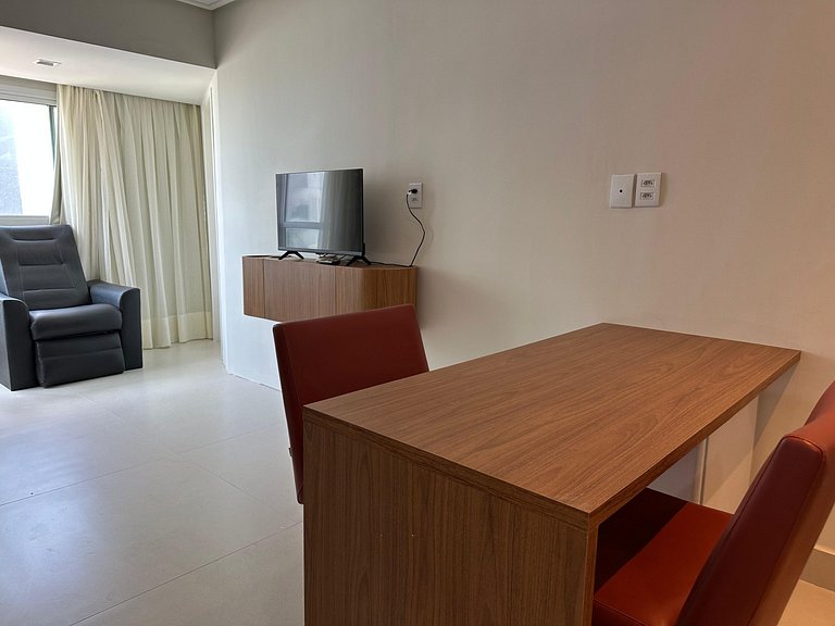 Flat Vista Parcial Mar em Petrópolis by Qavi