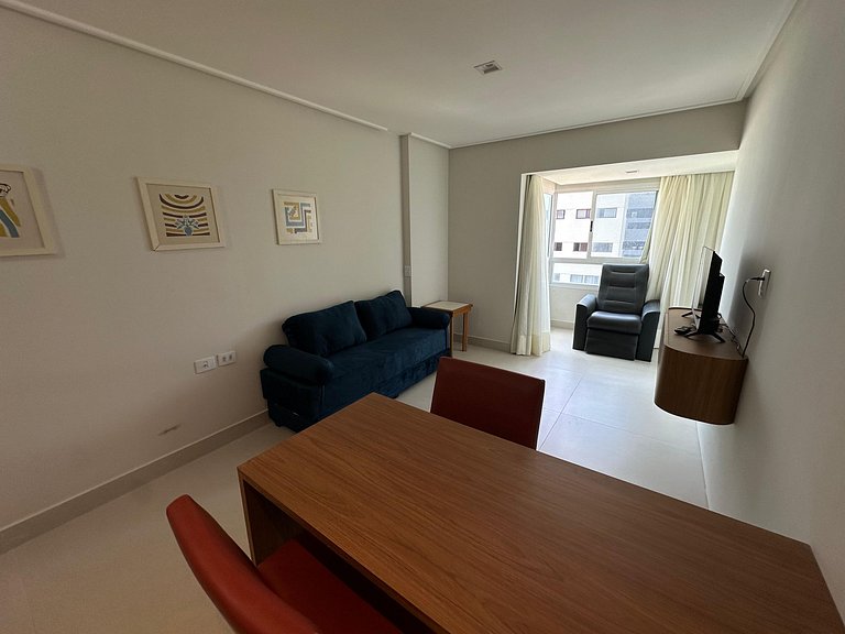 Flat Vista Parcial Mar em Petrópolis by Qavi