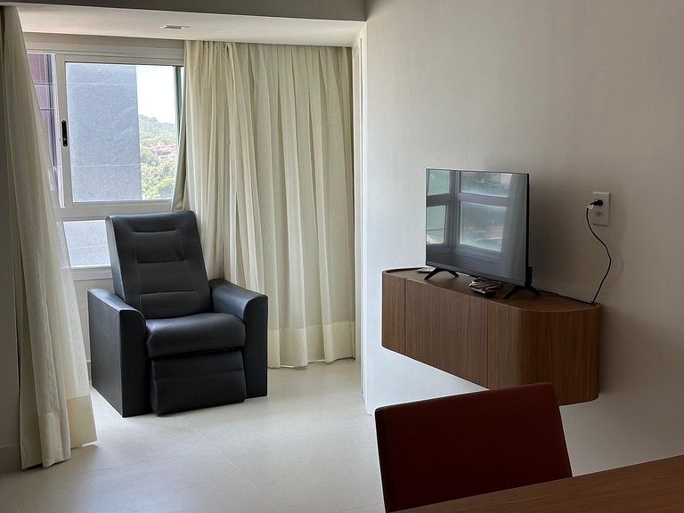 Flat Vista Parcial Mar em Petrópolis by Qavi